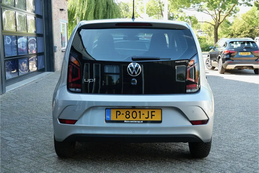 Volkswagen Up! 1.0 | Airco | Cruise | Camera | NL-Auto uit 2022, foto 18