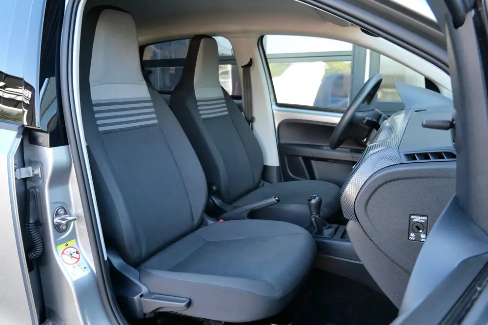 Volkswagen Up! 1.0 | Airco | Cruise | Camera | NL-Auto uit 2022, foto 3