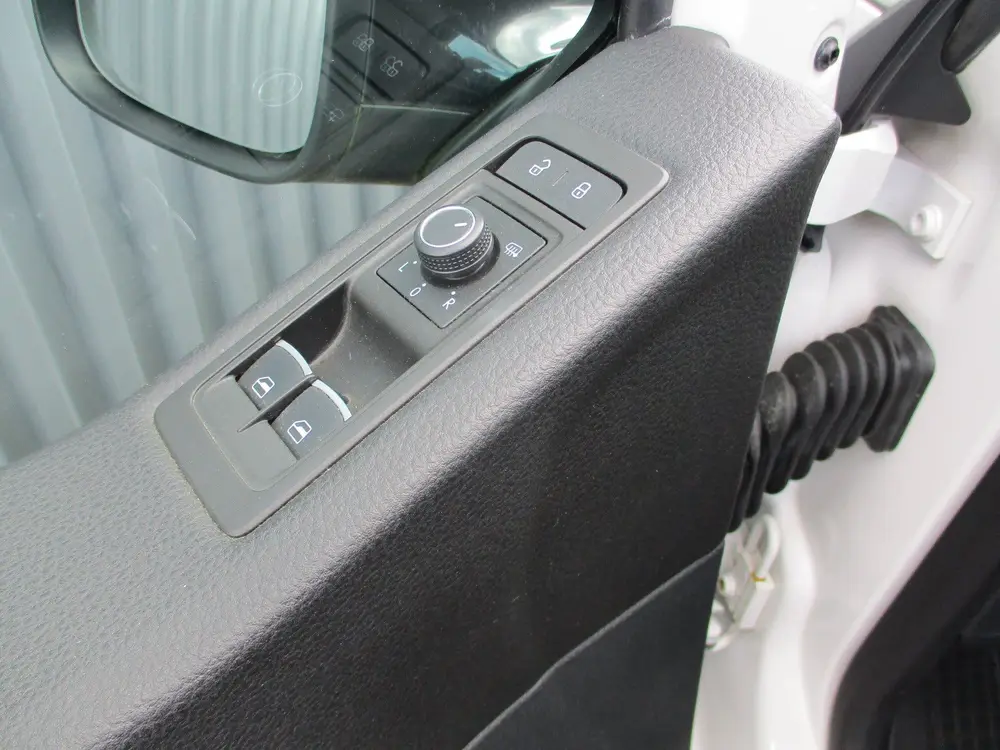 Volkswagen Transporter Multivan 2.0 TDI 150 Pk Automaat Nav uit 2019, foto 6
