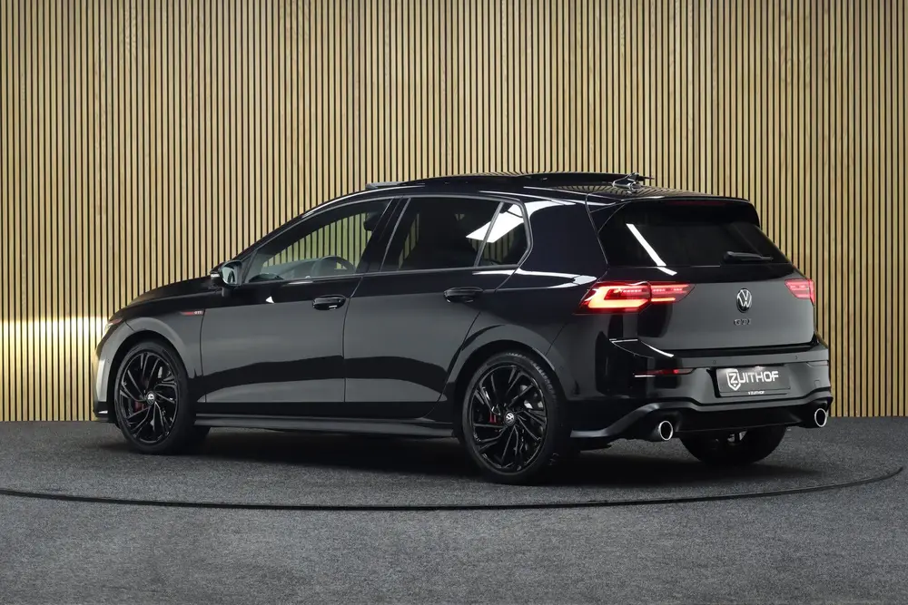 Volkswagen Golf 2.0 TSI GTI | Panoramadak | Inklapbare Trekh uit 2020, foto 3