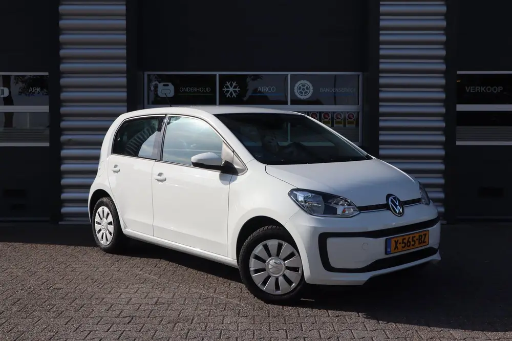 Volkswagen Up! uit 2023, foto 4