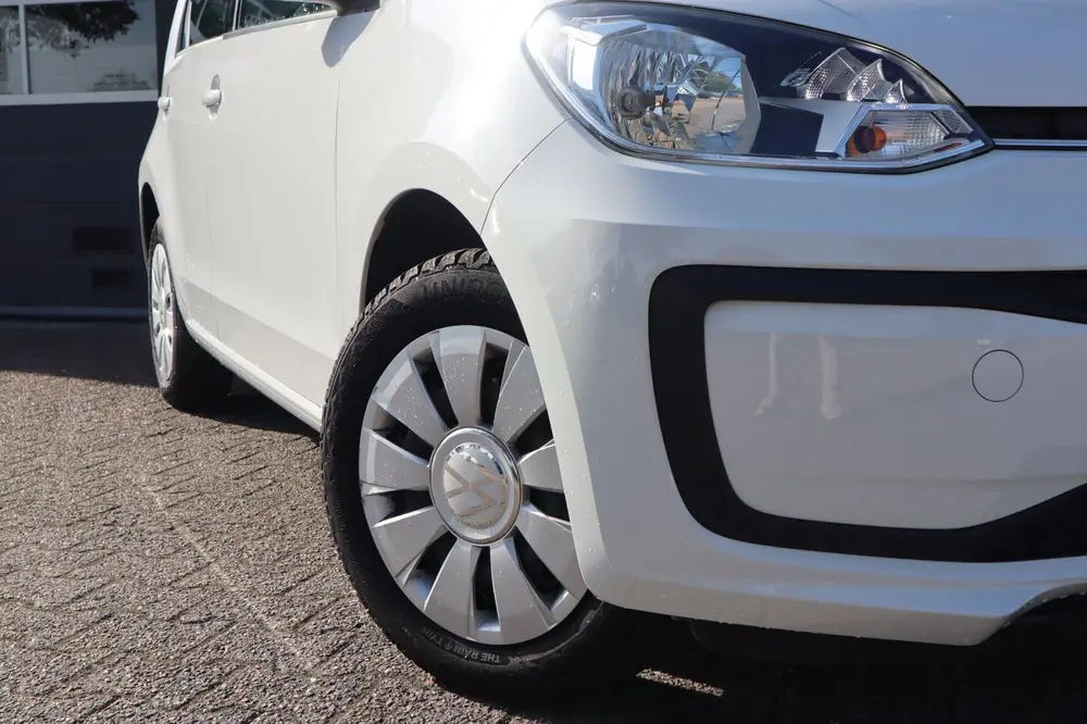 Volkswagen Up! uit 2023, foto 5