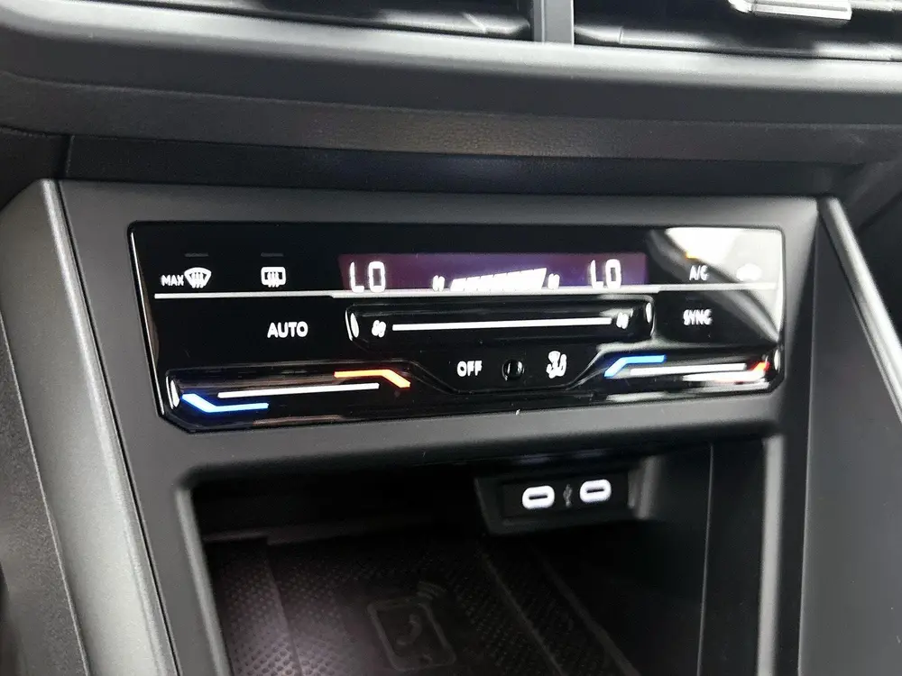 Volkswagen Polo 1.0 TSI R-Line uit 2023, foto 13