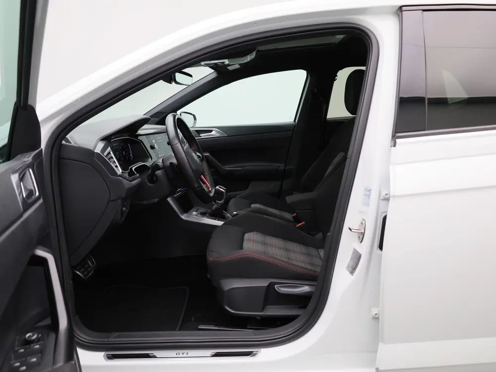 Volkswagen Polo 2.0 TSI GTI 207 PK| Panoramadak | LED Matrix uit 2022, foto 9