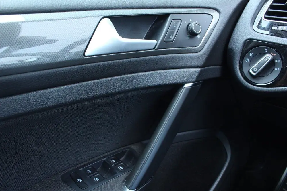 Volkswagen Golf Variant 1.5 TSI DSG Highline PANO VIRTUAL CA uit 2019, foto 15