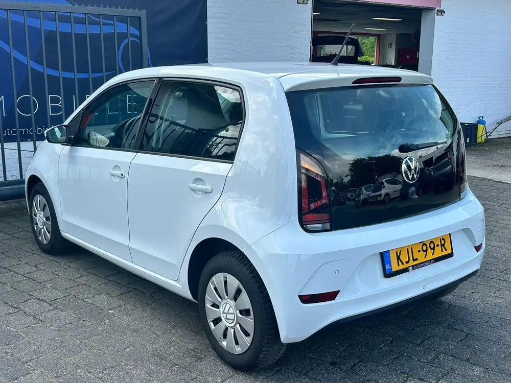 Volkswagen UP! 1.0 / AIRCO / STOELVERWARMING / CAMERA / CRUI uit 2021, foto 6