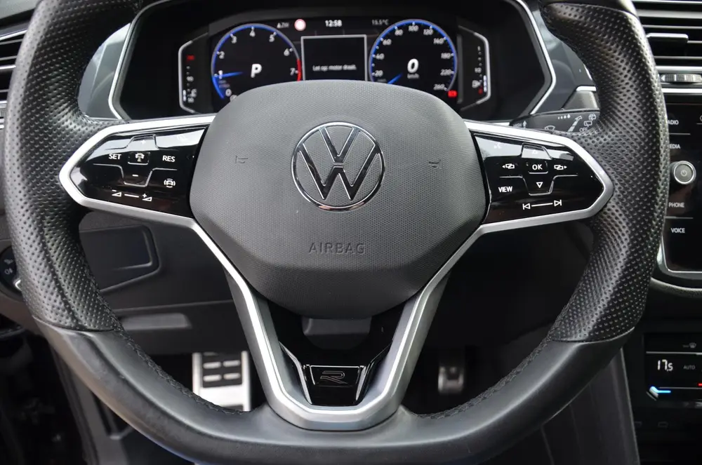 Volkswagen Tiguan 1.5 TSI R-Line Business+ Automaat/Navi/Pdc uit 2021, foto 10