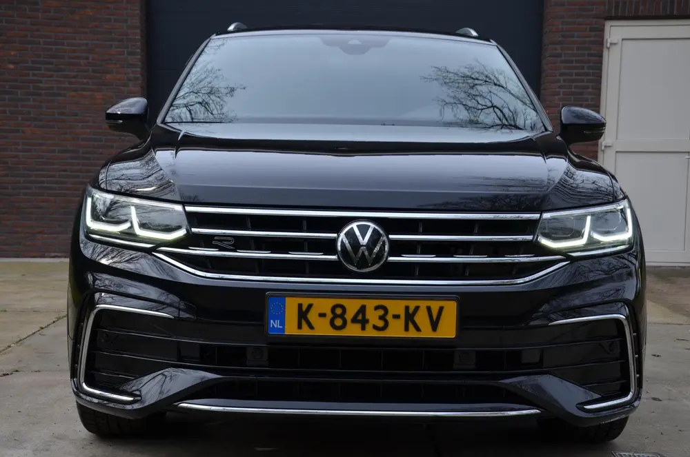 Volkswagen Tiguan 1.5 TSI R-Line Business+ Automaat/Navi/Pdc uit 2021, foto 3