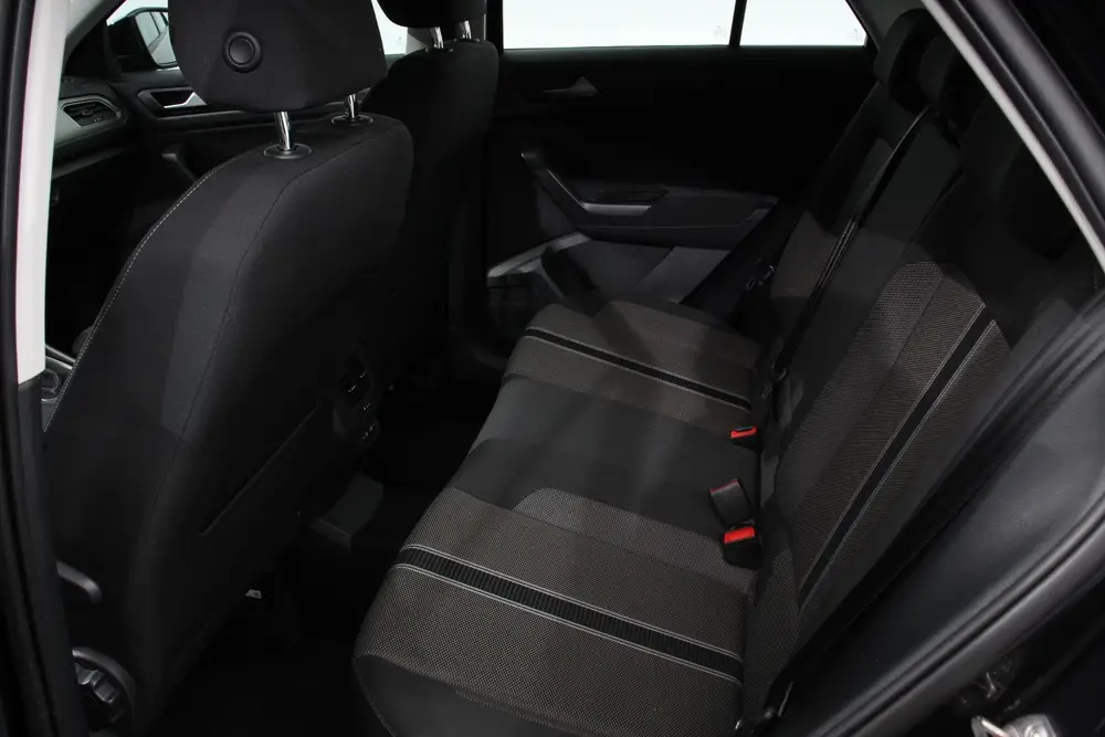 Volkswagen T-Roc 1.5 TSI 150pk DSG Style Team Navigatie Clim uit 2021, foto 9