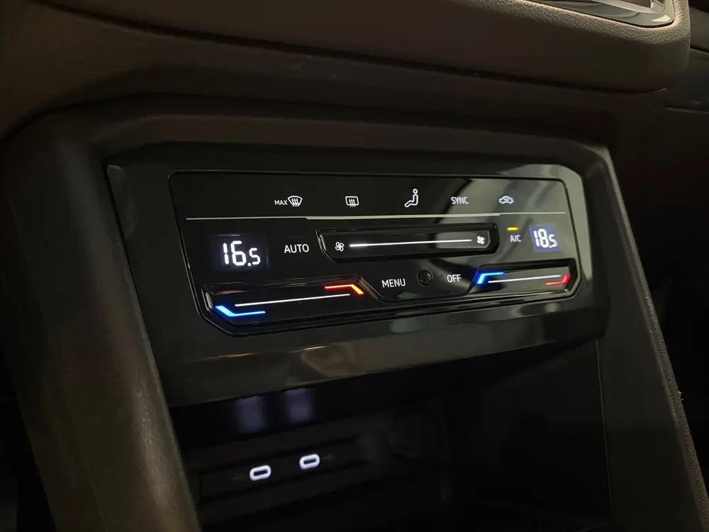 Volkswagen Tiguan Life Business 1.5 TSi | LED | Navigatie | uit 2021, foto 9