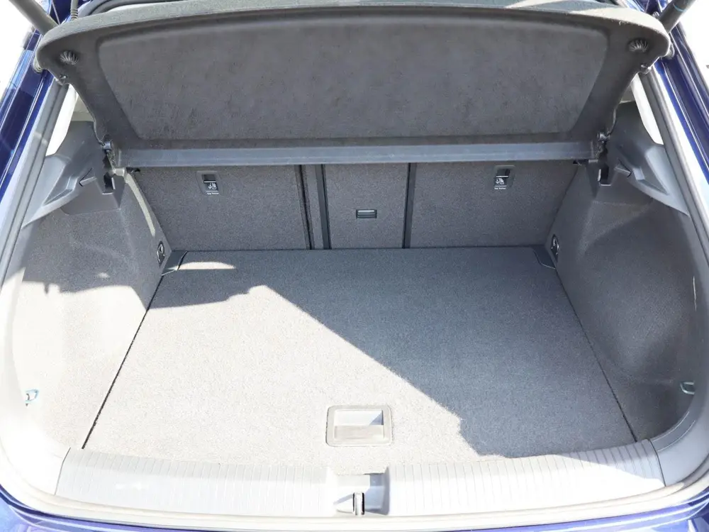 Volkswagen T-Roc 1.5 TSI 150pk Style | Trekhaak | Stoelverwa uit 2020, foto 17
