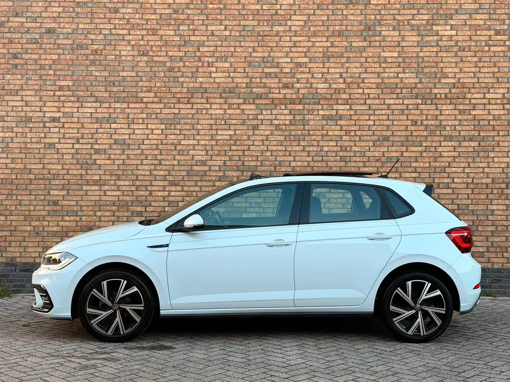 Volkswagen Polo 1.0 TSI R-Line Pano Acc IQ Light Climatr Vir uit 2024, foto 2