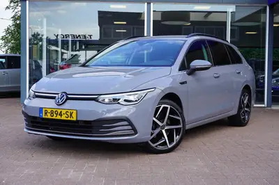 Volkswagen Golf Variant 1.5 eTSI Style | Automaat | Airco | uit 2022