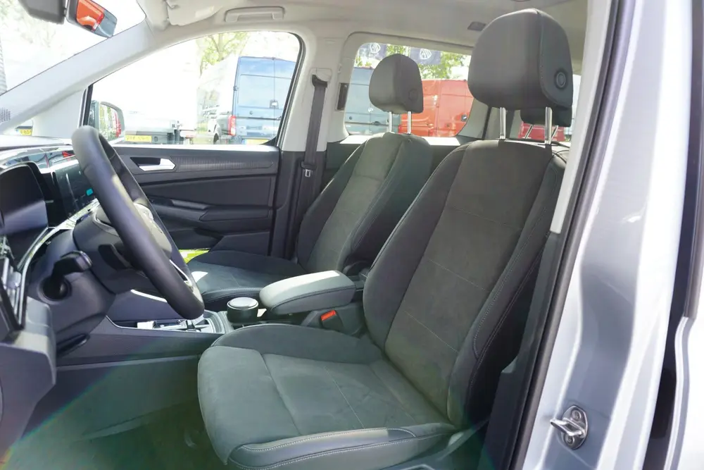Volkswagen Caddy Maxi L2 150pk Plug-in Hybride Style Automaa uit 2026, foto 9