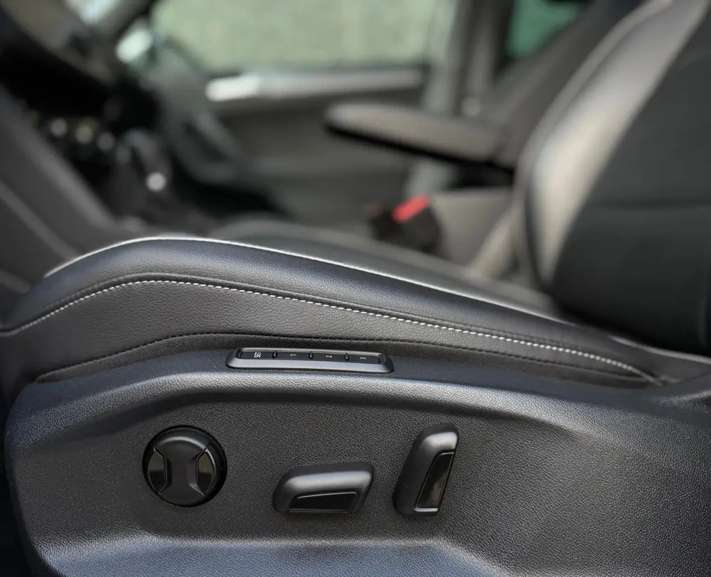 Volkswagen Tiguan 1.5 TSI 3x R-Line Pano Leder Navi Keyless uit 2019, foto 12