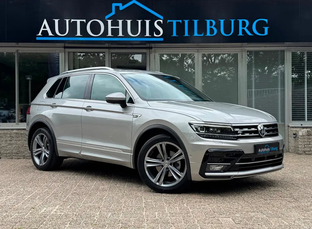 Volkswagen Tiguan 1.5 TSI 3x R-Line Pano Leder Navi Keyless uit 2019, foto 3