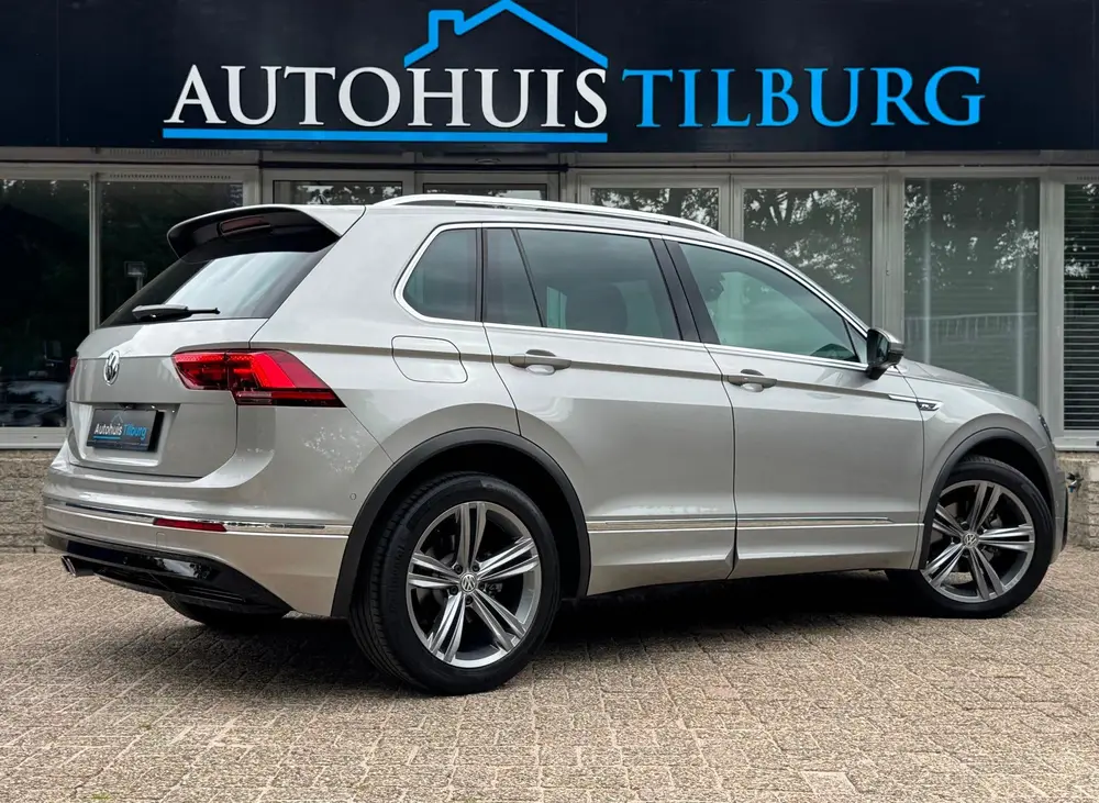 Volkswagen Tiguan 1.5 TSI 3x R-Line Pano Leder Navi Keyless uit 2019, foto 7