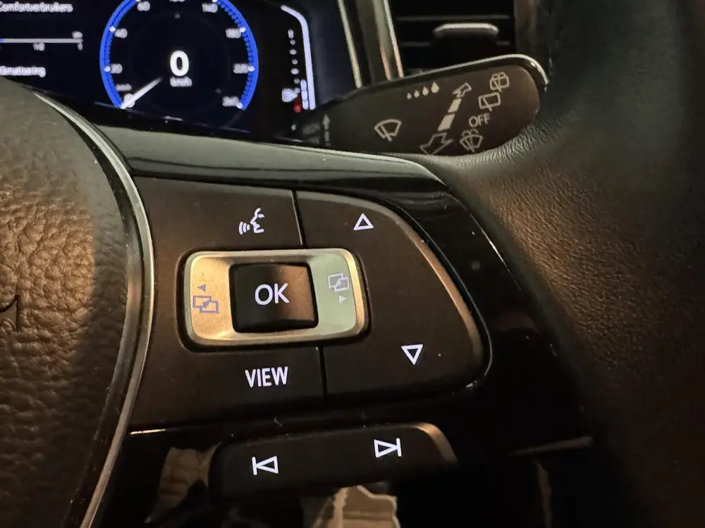 Volkswagen T-Roc 1.5 TSI Style | virtual-dash | navi | camer uit 2019, foto 17