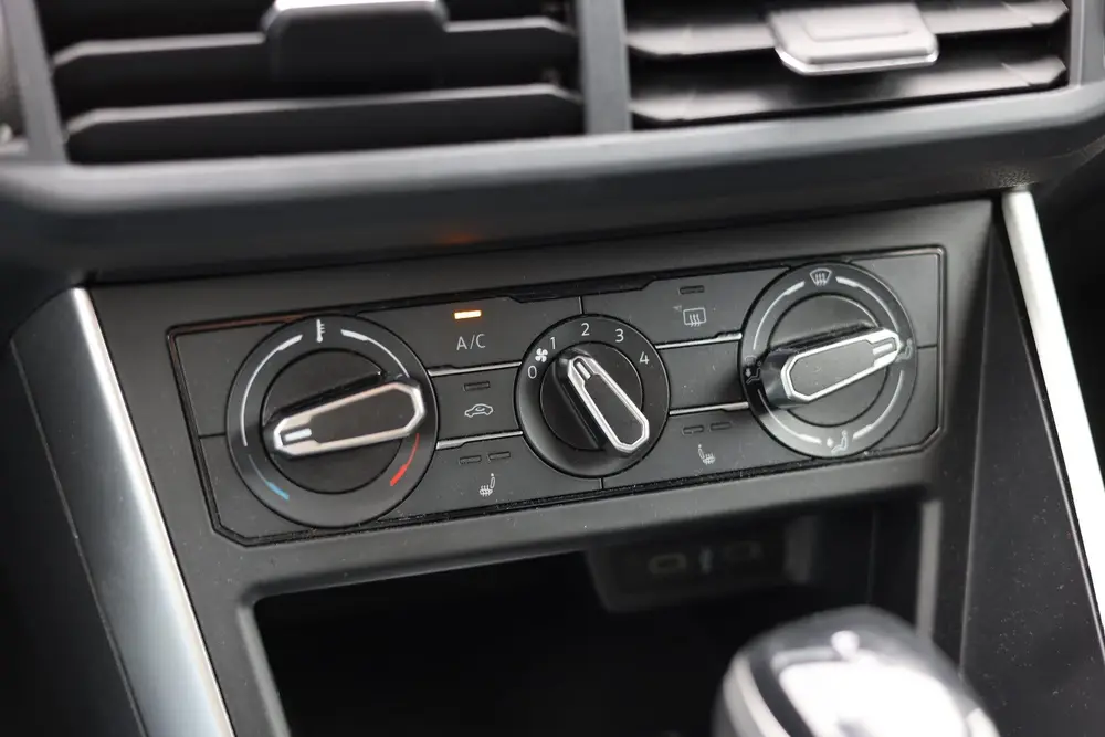 Volkswagen Polo 1.0 TSI AUTOMAAT | NAVI | CARPLAY | ACC uit 2022, foto 13