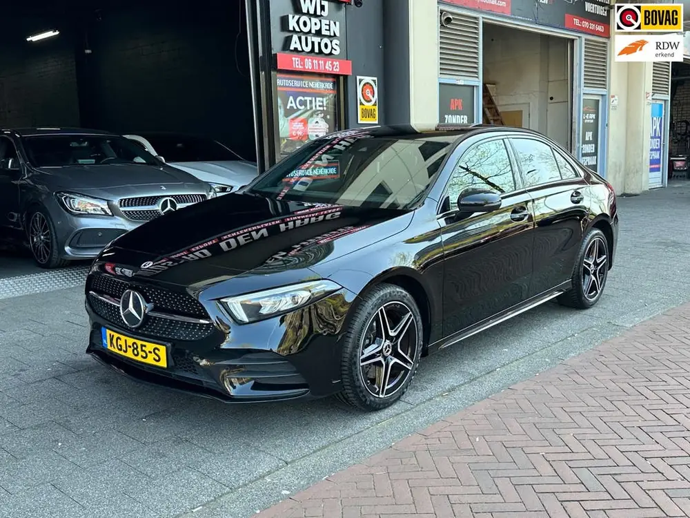 Mercedes-Benz A-Klasse 250 e Business Solution AMG Limited C uit 2021