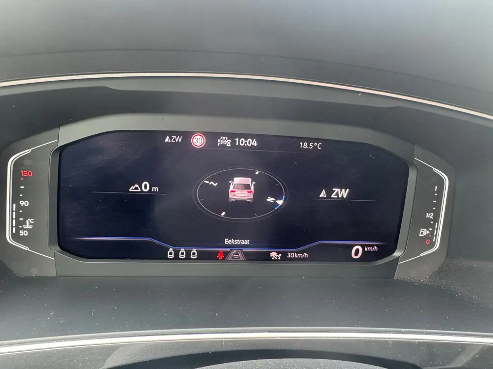 Volkswagen Tiguan 1.5 TSI Life , Achteruitrijcamera, Stoel e uit 2021, foto 14