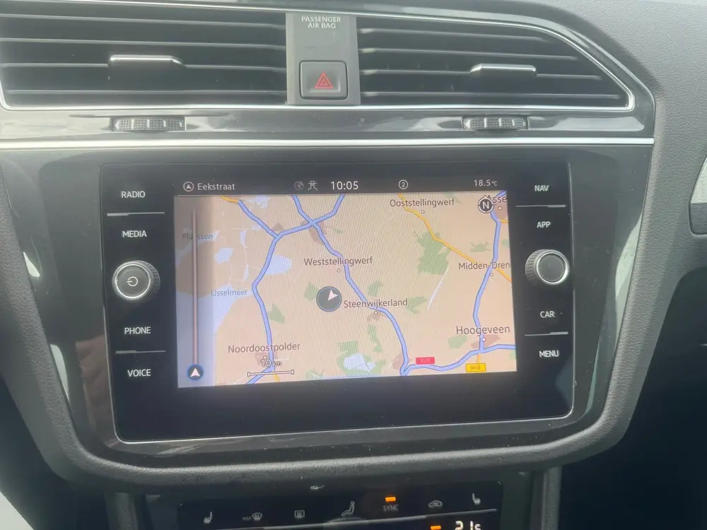 Volkswagen Tiguan 1.5 TSI Life , Achteruitrijcamera, Stoel e uit 2021, foto 16