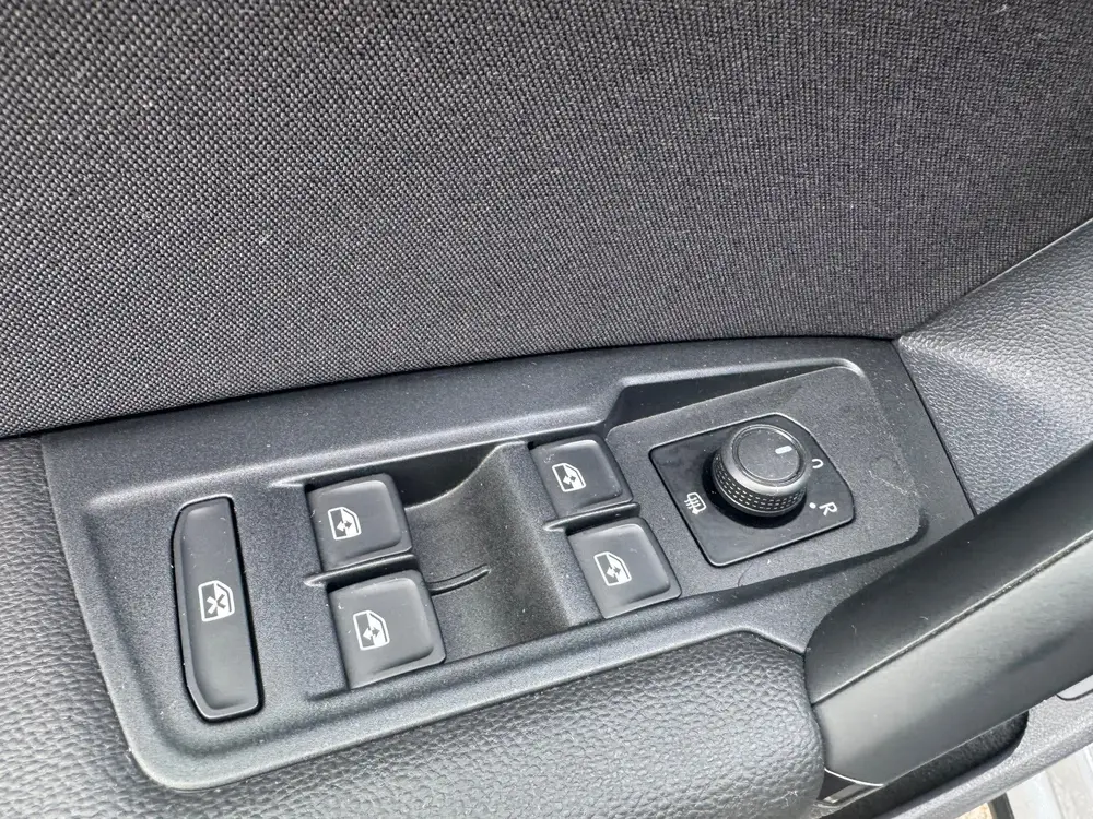Volkswagen Tiguan 1.5 TSI Life , Achteruitrijcamera, Stoel e uit 2021, foto 5