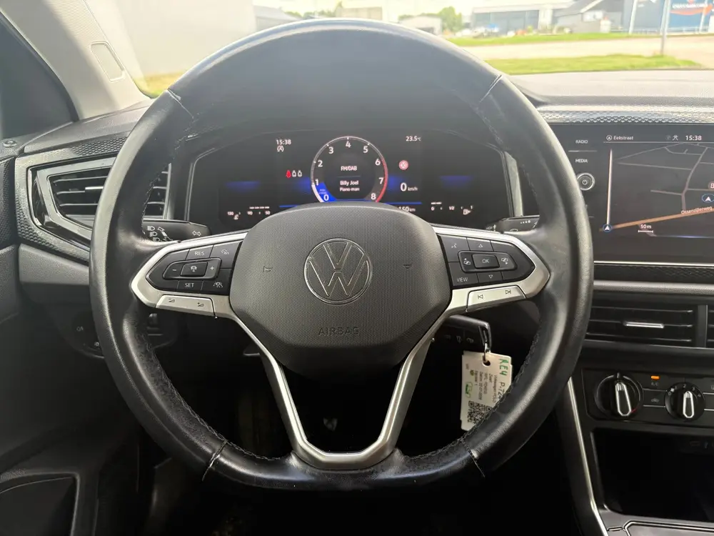 Volkswagen Polo 1.0 TSI Life, Cruise control adaptief , Navi uit 2022, foto 10