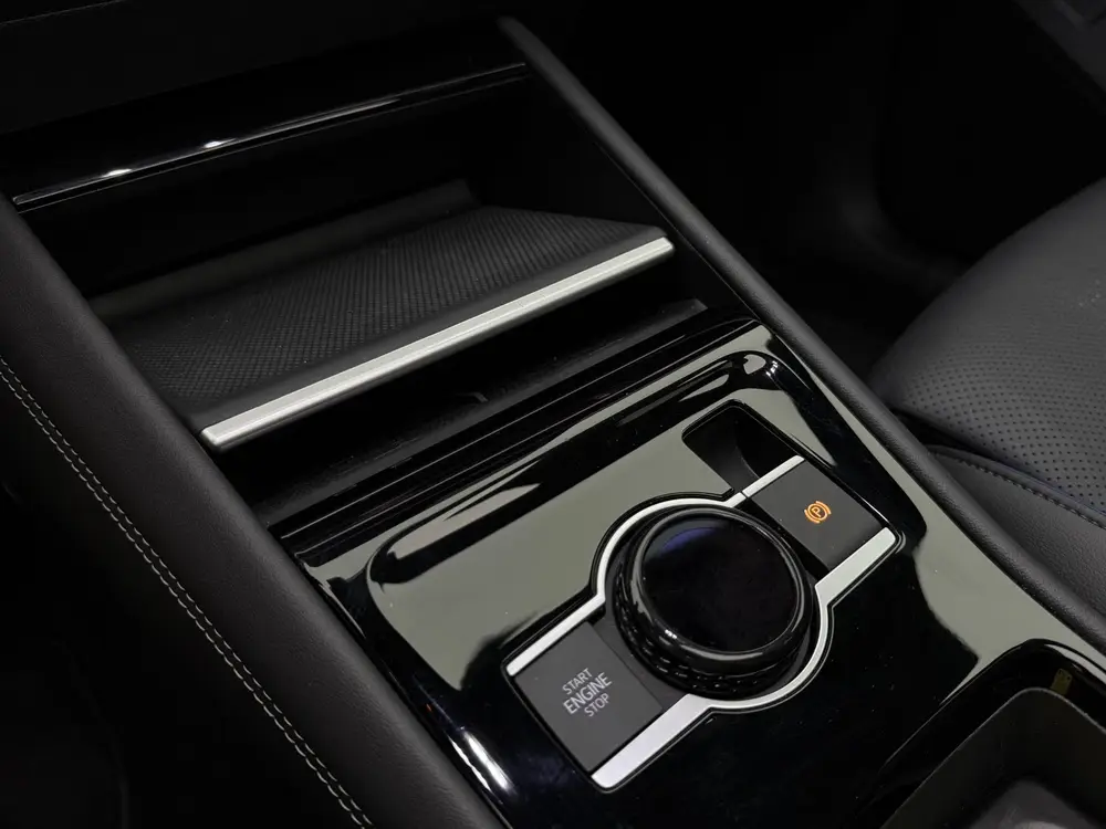 Volkswagen Tiguan 1.5 eTSI R-Line Business Camera Panorama I uit 2025, foto 13