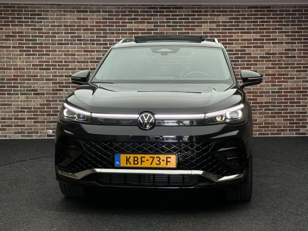 Volkswagen Tiguan 1.5 eTSI R-Line Business Camera Panorama I uit 2025, foto 6