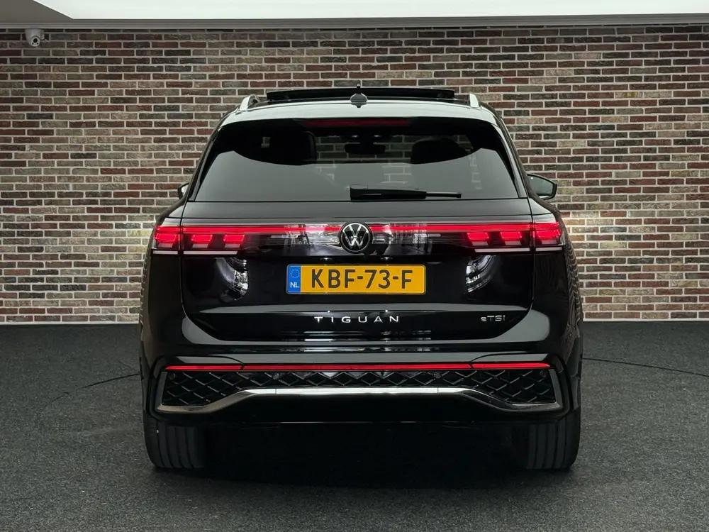 Volkswagen Tiguan 1.5 eTSI R-Line Business Camera Panorama I uit 2025, foto 7