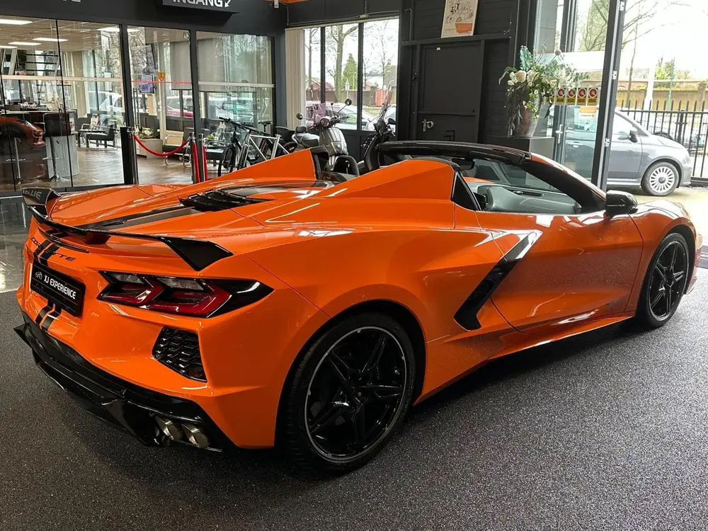 Chevrolet Corvette C8 Stingray Cabrio 3LT 70th Anniversary C uit 2023, foto 8