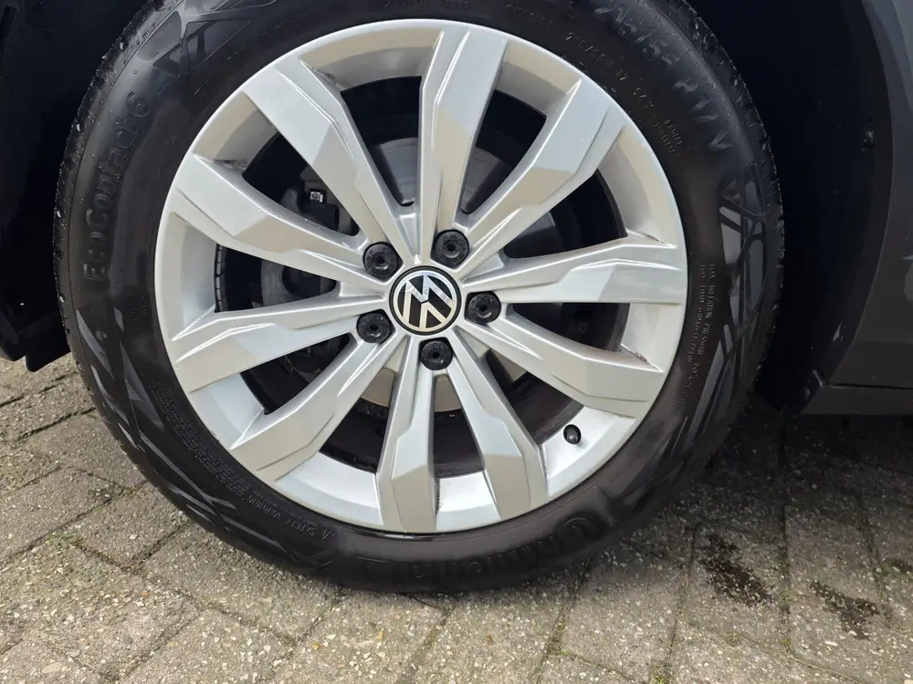 Volkswagen T-Roc NAVI TEL DAB LM PDC CAMERA 1.0 TSI uit 2019, foto 7