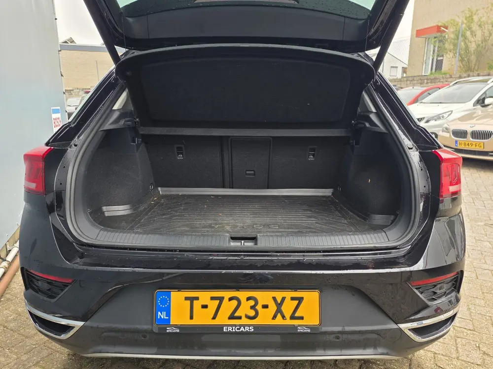 Volkswagen T-Roc NAVI TEL DAB LM PDC CAMERA 1.0 TSI uit 2019, foto 8