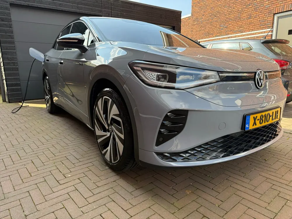 Volkswagen ID.5 GTX 299pk 4MOTION model 2024 uit 2023, foto 4