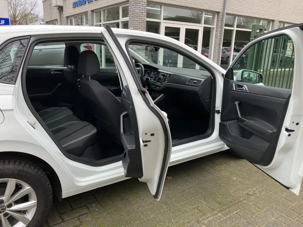 Volkswagen Polo 1.0 TSI Highline Navi Carplay LM PDC uit 2021, foto 10