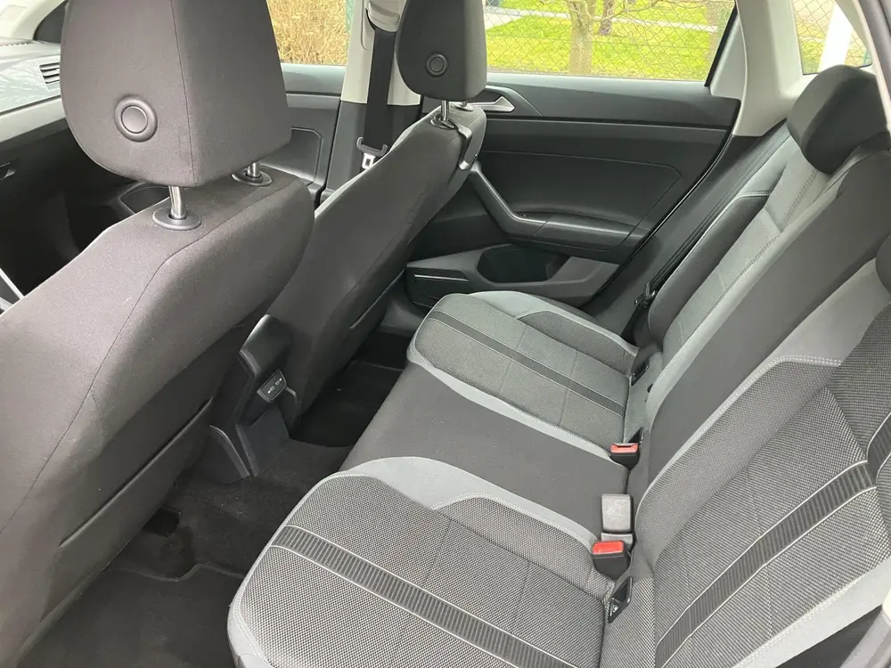 Volkswagen Polo 1.0 TSI Highline Navi Carplay LM PDC uit 2021, foto 19