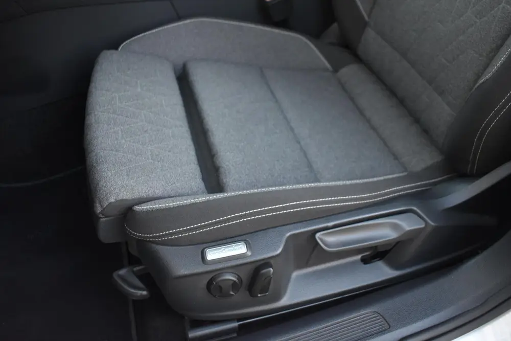Volkswagen Passat Variant 1.5 TSI Business | Camera | Climat uit 2022, foto 13