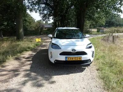 Toyota Yaris Cross 1.5 Vvt-i Hybrid 116pk CVT 2024 Wit uit 2024