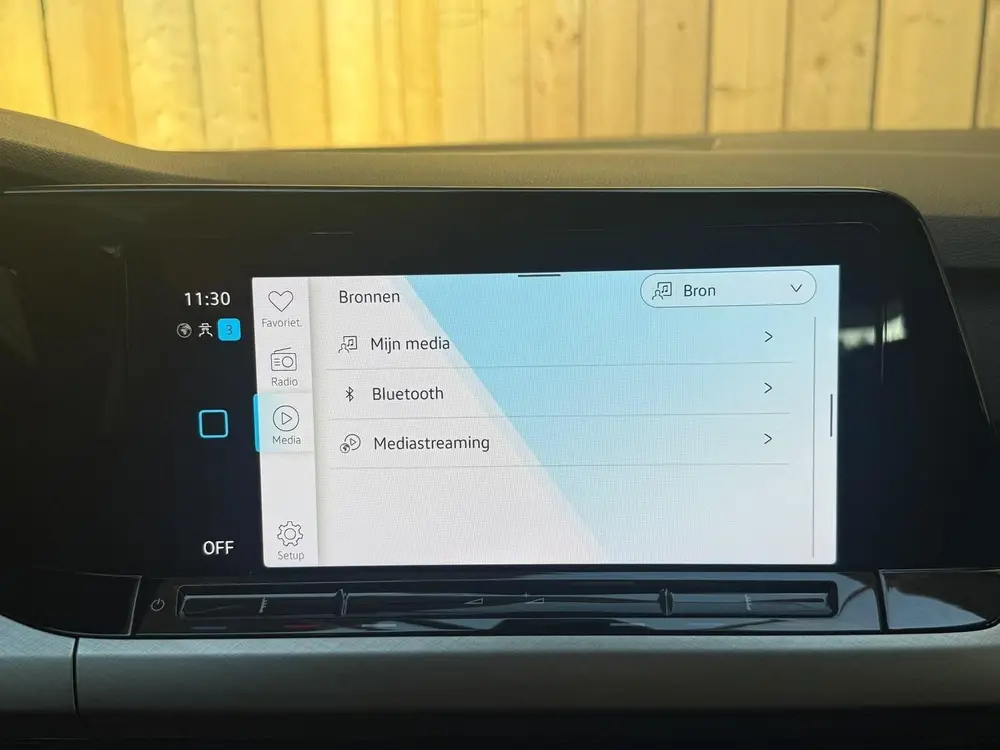 Volkswagen Golf Variant 1.0 TSI Life Achteruitrijcamera | Ap uit 2023, foto 19