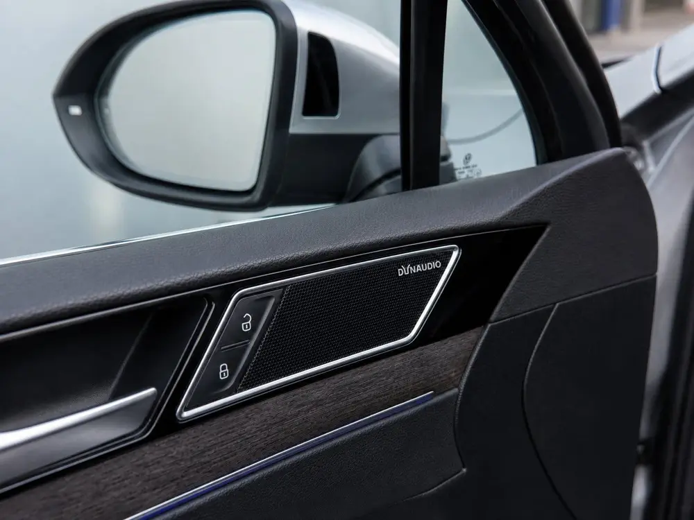 Volkswagen Passat Variant Passat GTE 2020/Full Option/Panorama/Dynaudio/hud uit 2020, foto 17