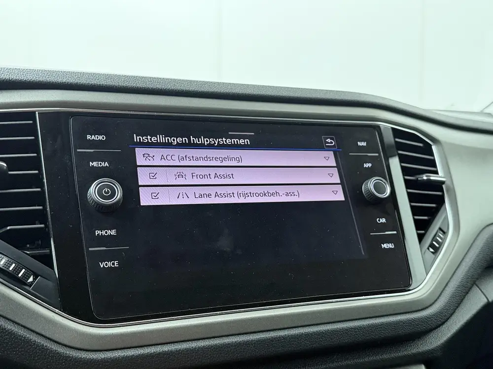 Volkswagen T-Roc 1.0 TSI Style | 110 PK | Adaptive Cruise Co uit 2021, foto 16