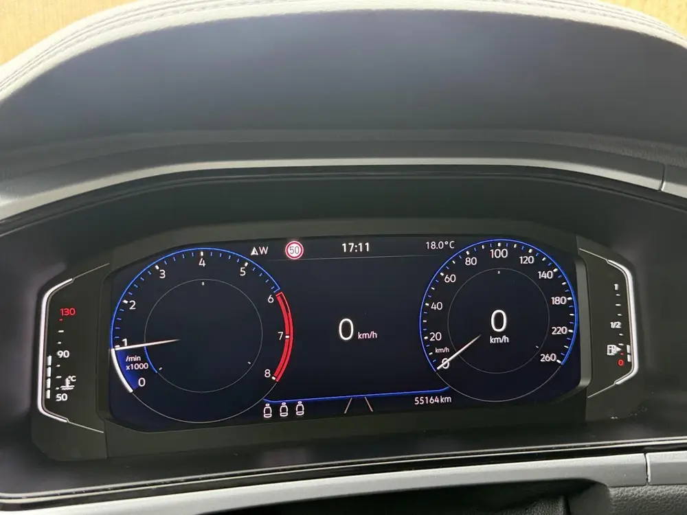 Volkswagen T-Roc 1.0 TSI Life 75 Edition Achteruitrijcamera uit 2022, foto 5