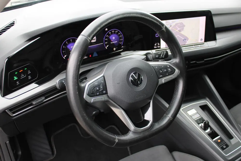 Volkswagen Golf 1.5 eTSI Style PANORAMADAK MEMORY ACC SFEER uit 2020, foto 4