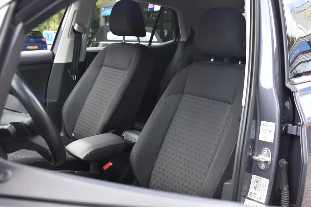 Volkswagen T-Cross 1.0 TSI Style Automaat | Carplay Navi | S uit 2022, foto 2