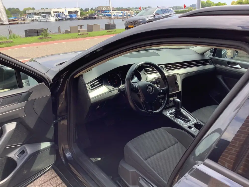 Volkswagen Passat Variant 1.5 TSI Highline automaat uit 2019, foto 6