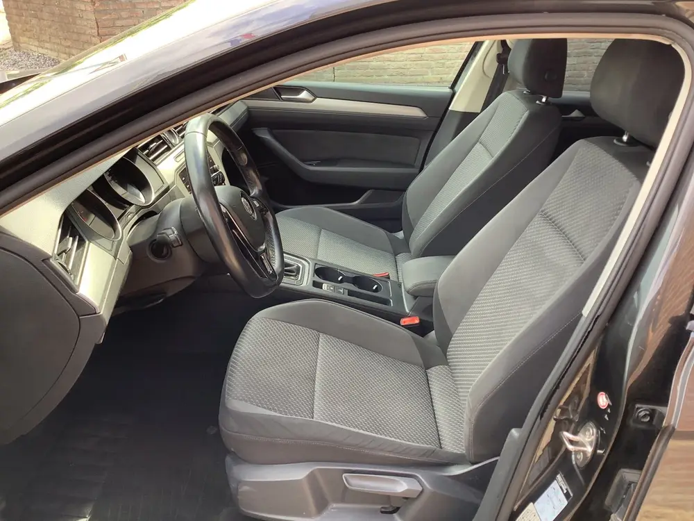 Volkswagen Passat Variant 1.5 TSI Highline automaat uit 2019, foto 7