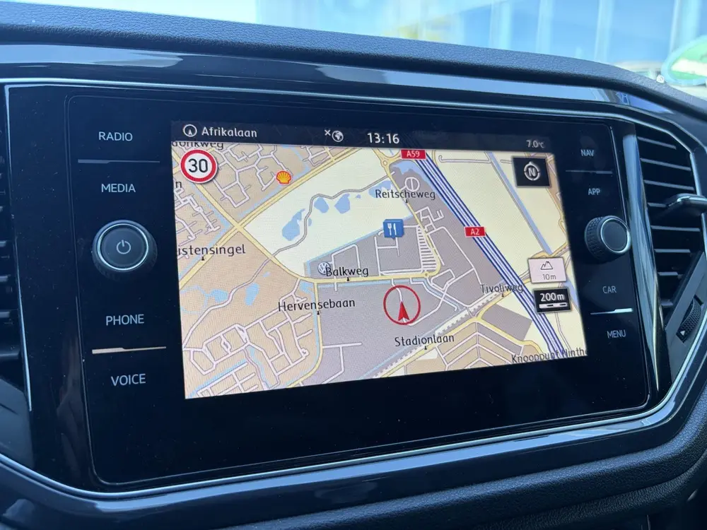 Volkswagen T-Roc 1.5 TSI Sport | NAVIGATIE | ADAPTIVE CRUISE uit 2019, foto 14