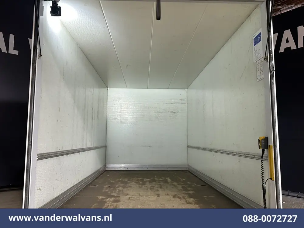 Peugeot Boxer 2.2 BlueHDi 141pk Bakwagen 428cm Lang Laadklep uit 2022, foto 10