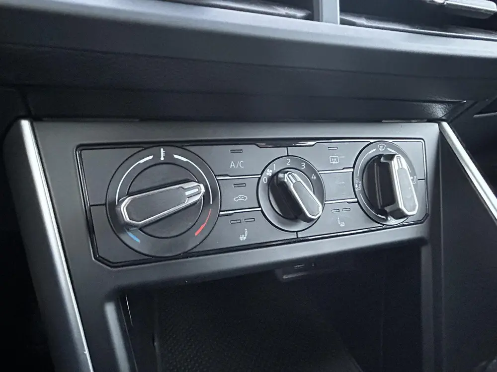Volkswagen Taigo 1.0 TSI Life | Carplay| LED | PDC | CruiseC uit 2022, foto 19